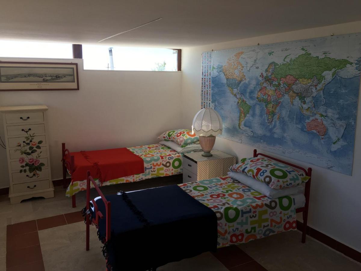 לינה וארוחת בוקר סנטה מרינלה Camilla House מראה חיצוני תמונה
