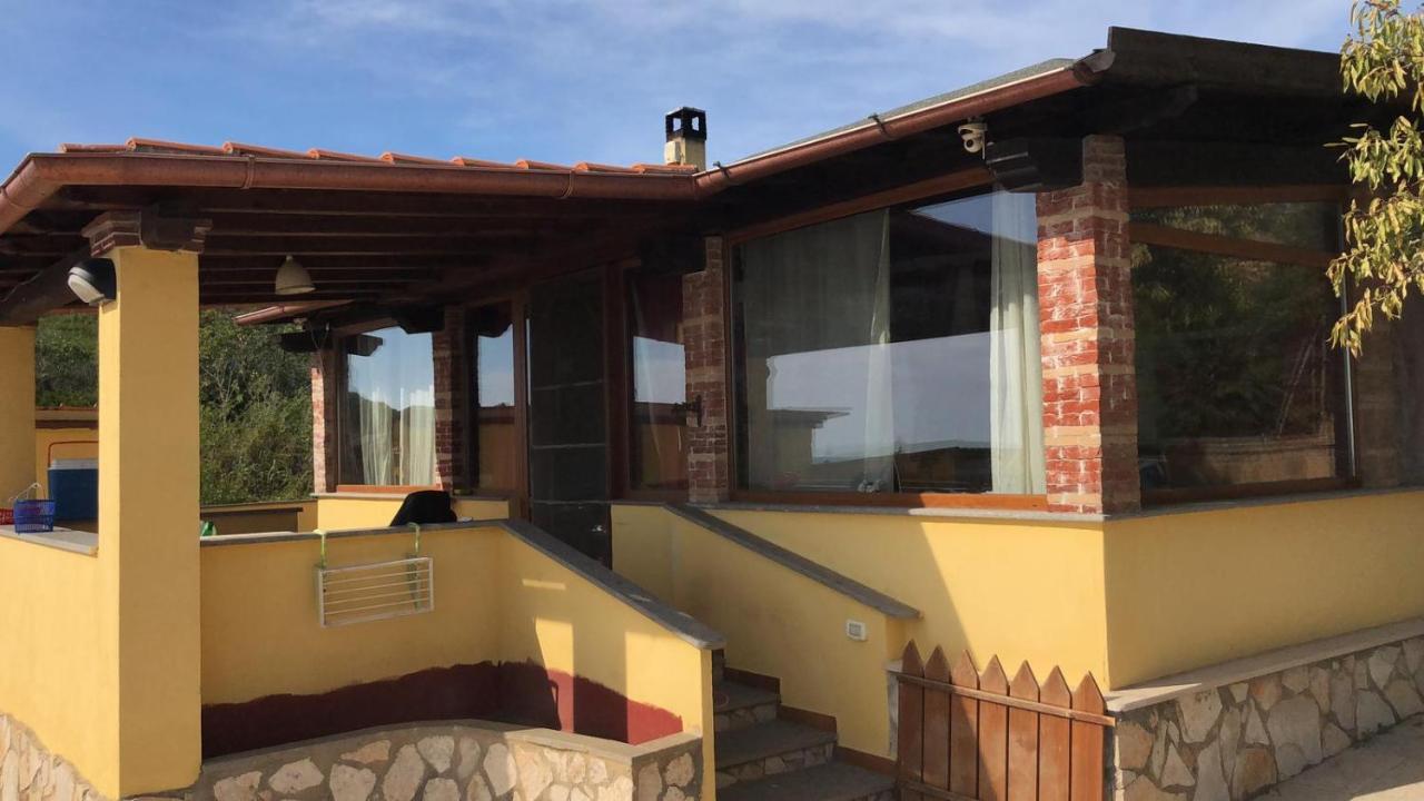 לינה וארוחת בוקר סנטה מרינלה Camilla House מראה חיצוני תמונה