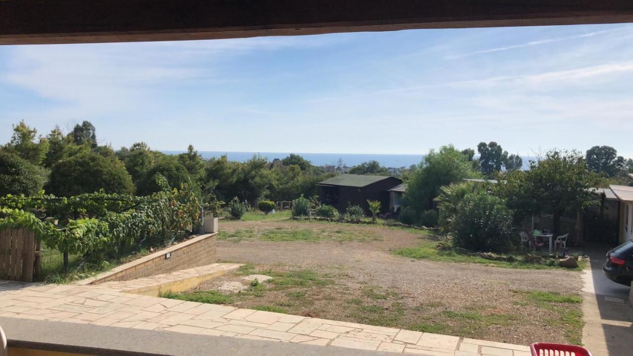 לינה וארוחת בוקר סנטה מרינלה Camilla House מראה חיצוני תמונה